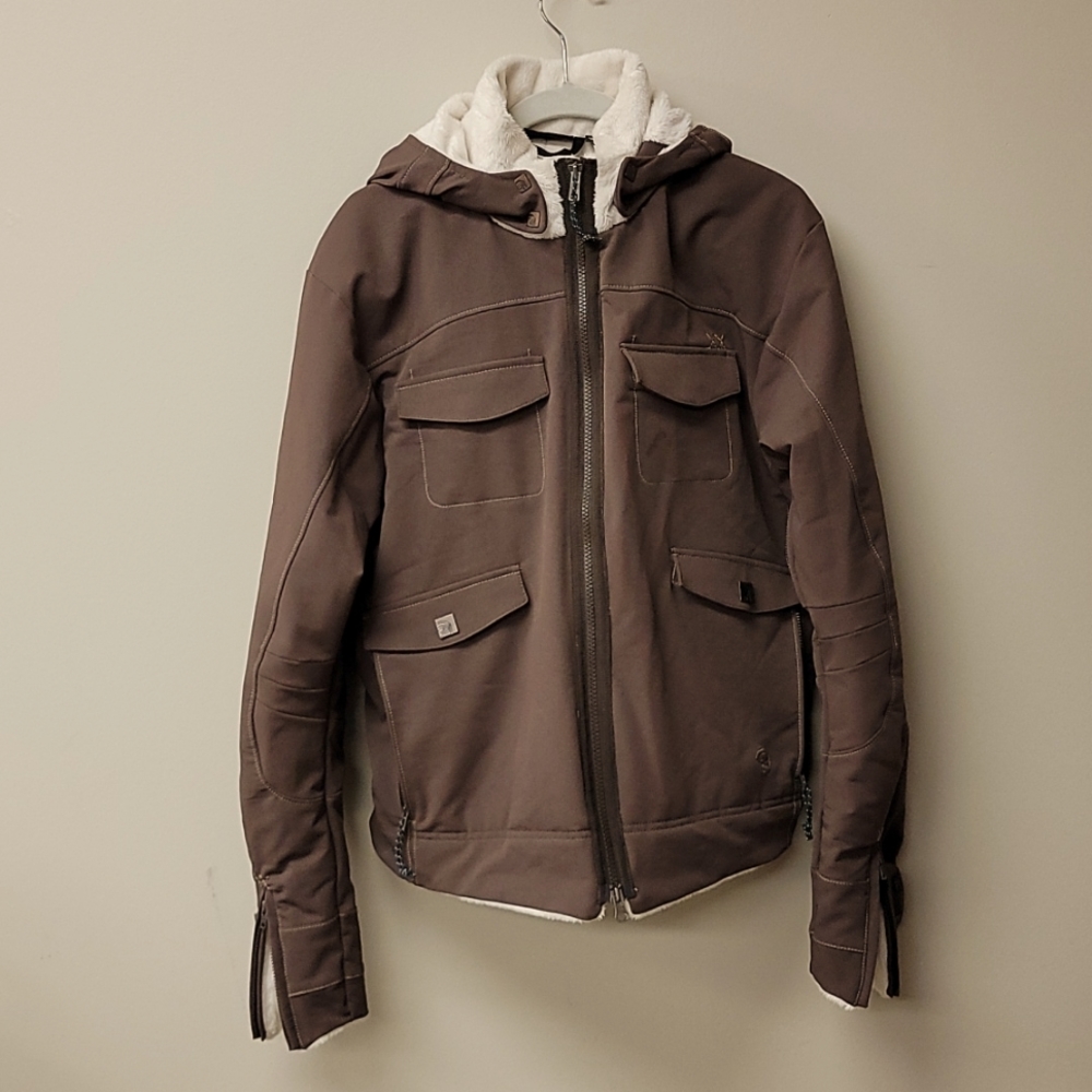 Mountain Hardware Winter Ski jacket